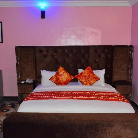 Esporta Suites Lekki Лагос Екстериор снимка